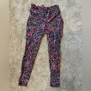 Lululemon size 14 Base Pace High-Rise Fleece Running Tight 28”